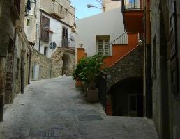 Caronia